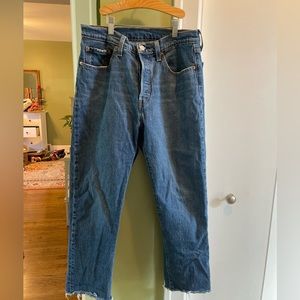 Levi's 501 size 4. Like new!
